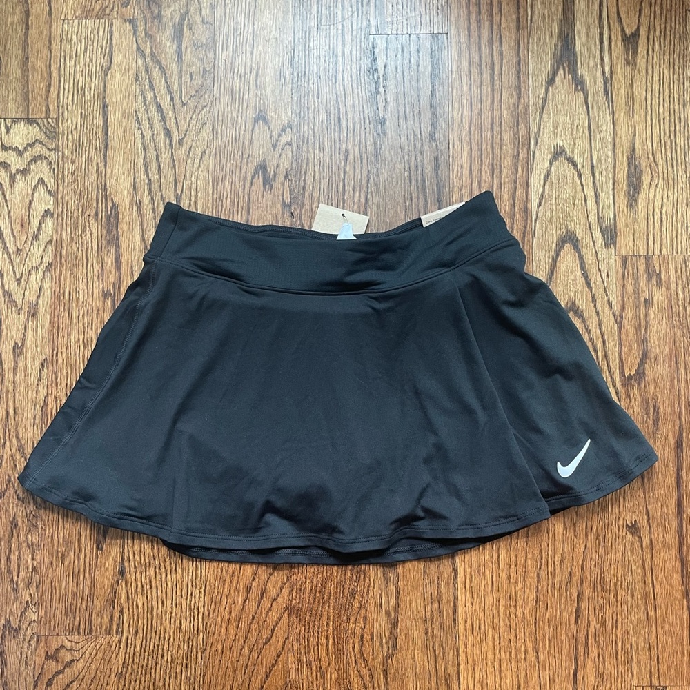 Nike tennis skort